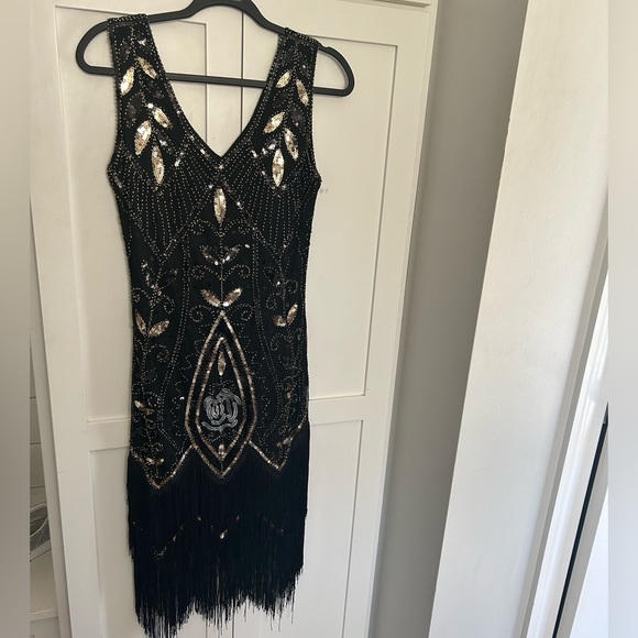 Black sequin fringe dress - Picture 1 of 7